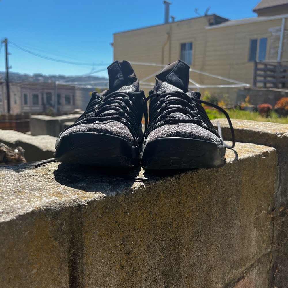 KD 9 Flip The Switch